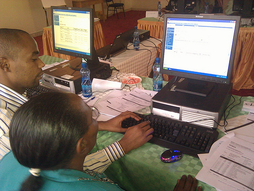 Pharmacists in Nairobi, Kenya, learn how to use Zcore-DAR software to manage pharmaceutical supplies.